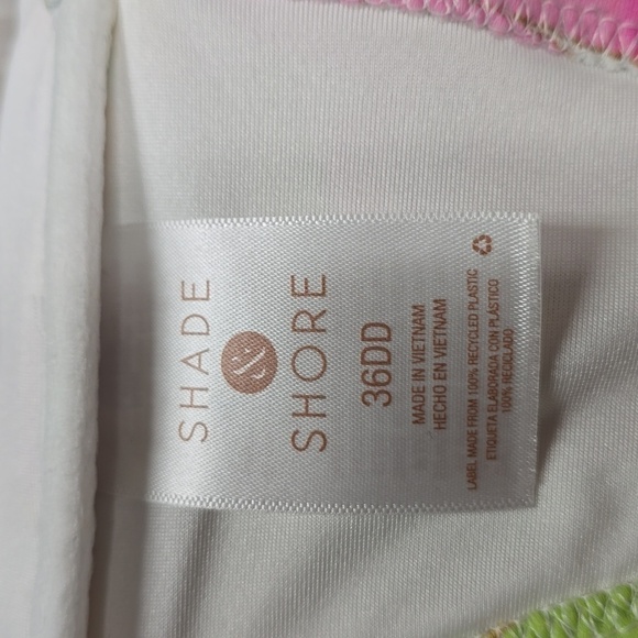 V-Wire Bandeau Halter Bikini Top | Shade & Shore | 36DD - Picture 8 of 10